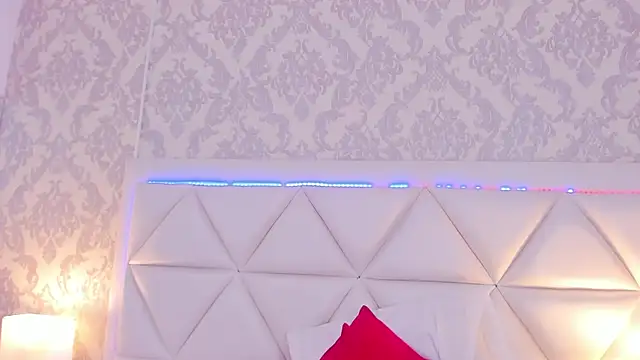 HollyOlson webcam