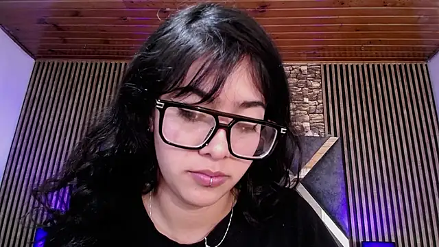 Amy_channel webcam