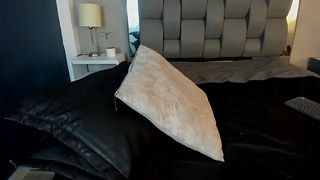 Charlie___Musk webcam