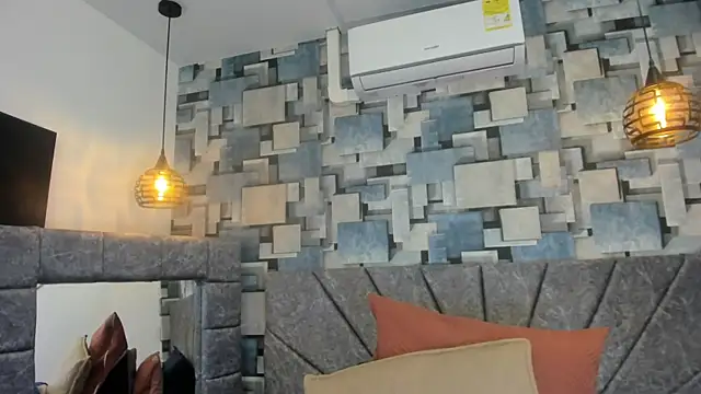 angel_dthroatt webcam