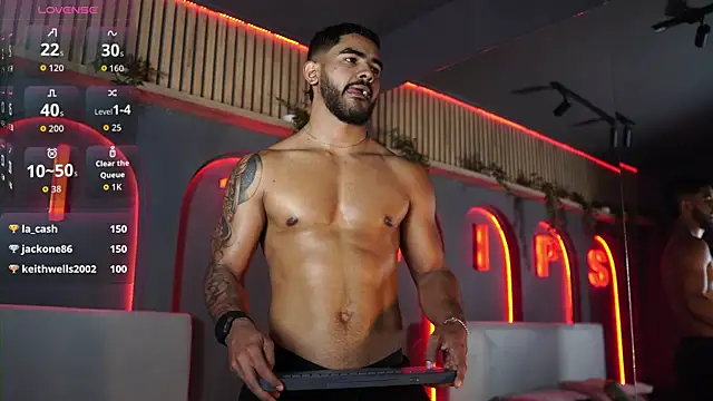 Reik_Vonn live cam on StripChat