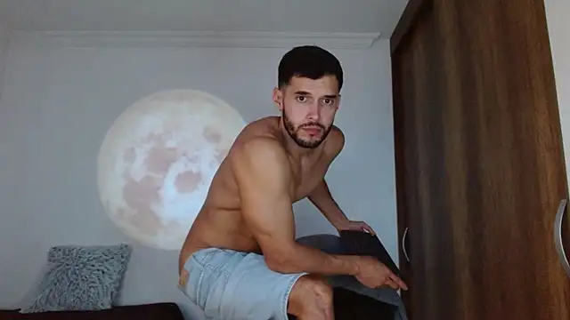 Noah_jhonsonn webcam
