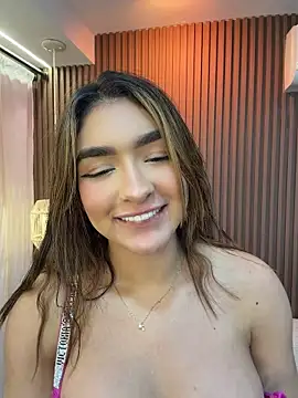 jenn_fit webcam