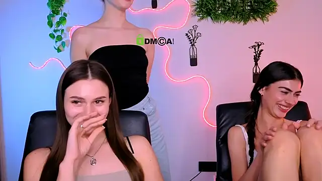 nekky_mouse webcam