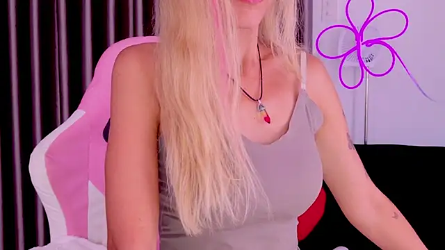betty_xoxoo webcam