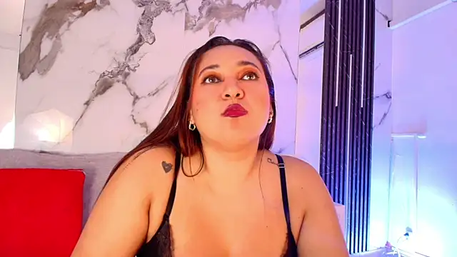 Honey-Hips webcam