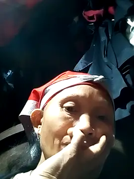 Nguyen_Emaa webcam