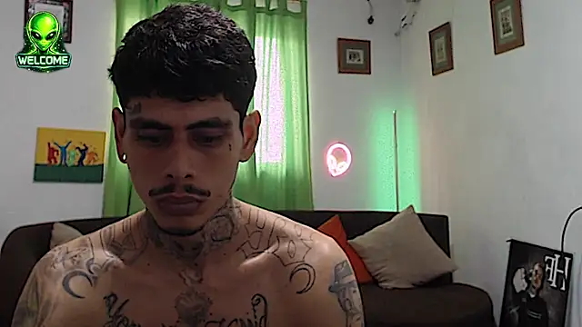 alpha_zom