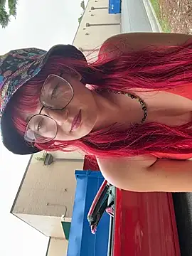 urpuppymoon webcam