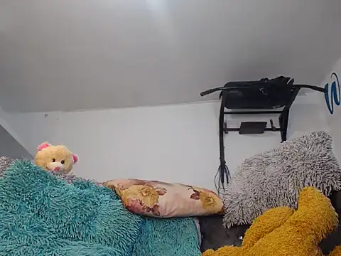eylen_bigcock33 live sex cam