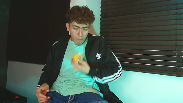 Tyler_Mcrey webcam