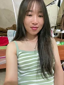 oneyou_400 live cam on StripChat