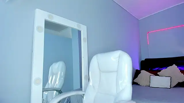 Alex_cute77