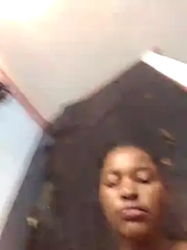 cum_queen254 webcam