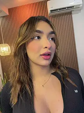 jenn_fit's live room