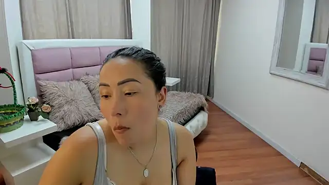 gaby_trent live cam on StripChat
