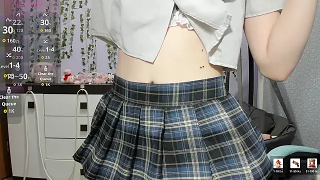 Yoonhee_ki live cam on StripChat