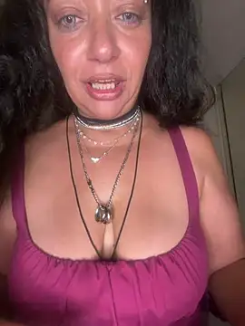PichyPrettyPussy webcam