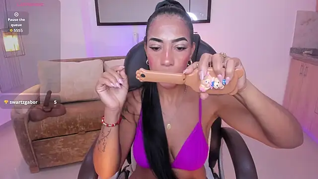 Shantaall_ webcam