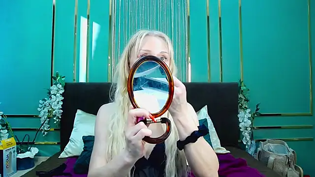 KissDreamm webcam