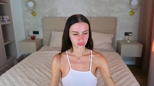 Snow_WhiteeeX live cam on StripChat