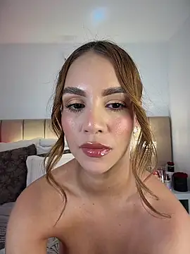 Lia_Brooks