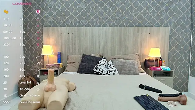 martina_ayala webcam
