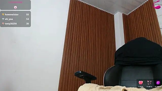 alonddra_tay webcam