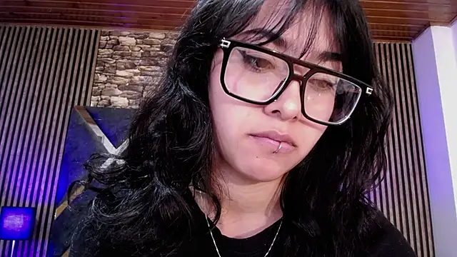 Amy_channel webcam
