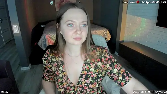 LizaGost live cam on StripChat
