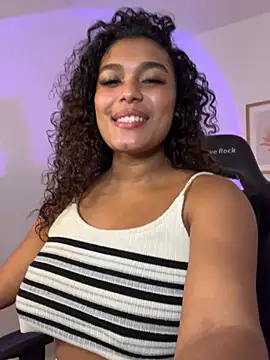 aleja_montiel__ webcam