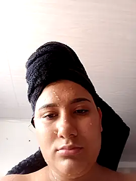 Sara_y_Amy webcam