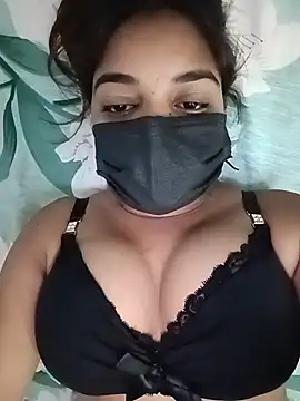Little_toy_girl