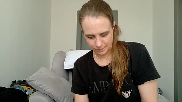 chantalee (F milf) - make my pussy wet 💦