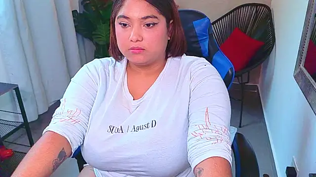 kenya--buhle (F young) - VERY SLIMY BLOWJOB