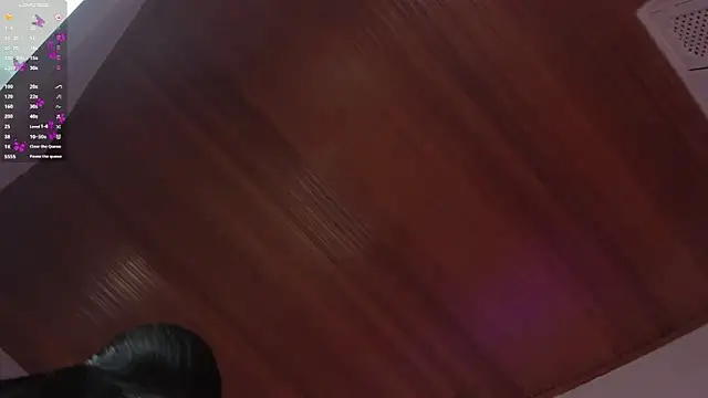 elodie_walker webcam