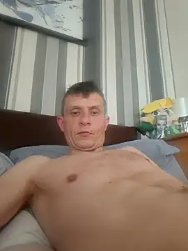 BigDmasked Live Webcam on Stripchat