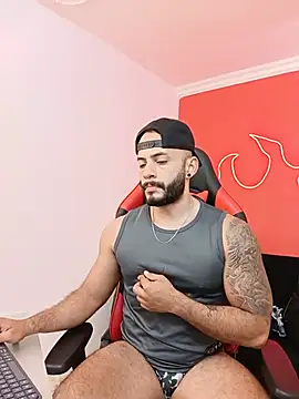 mike_savage3 - Mike_savage3's free webcam - UK Sex Cams