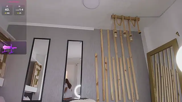 NaughtyMorenna webcam