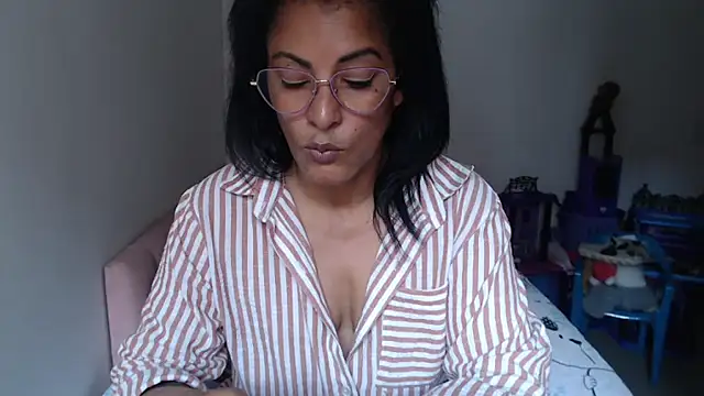 kateleyagrey webcam