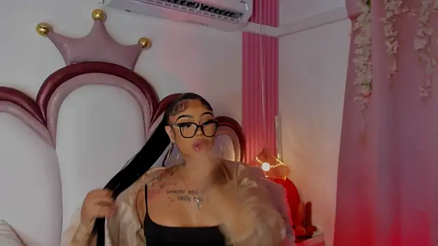 Mia_Jansen webcam