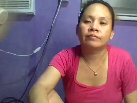 Hottiest_asian4u live cam on StripChat
