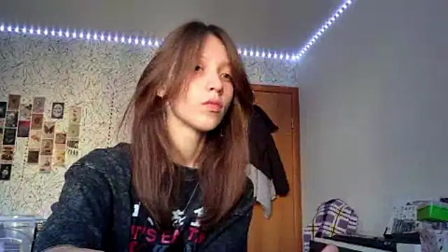 CornyPlaten live cam on StripChat