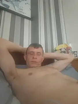 bigdmasked (Ask my age) - Chat and chill