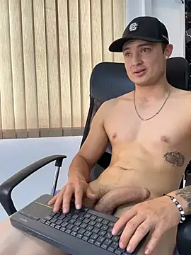 Alexander_ferre webcam
