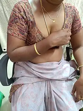 Tamil_roja69 live cam on StripChat