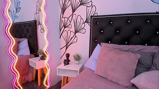 Sweet_Ariadna_ webcam