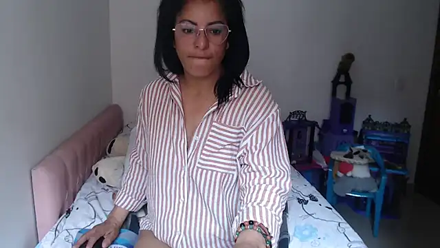 kateleyagrey webcam