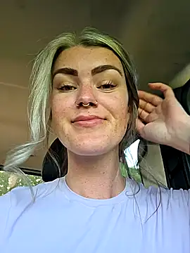 Lilmissvyx webcam