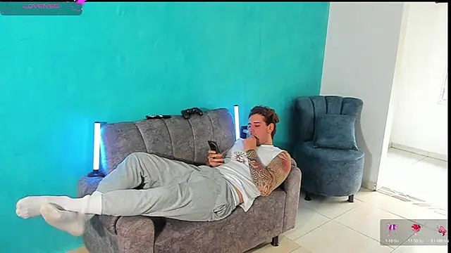 Ares_blue webcam